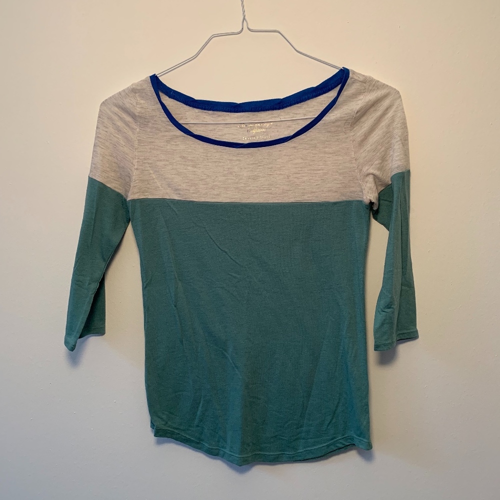 3/4 Sleeve Scoop Neck